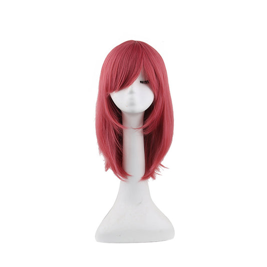 Nishikino Maki cosplays as anime character wearing a wig