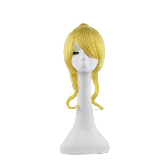 Eri Ayase cosplays anime character with wig