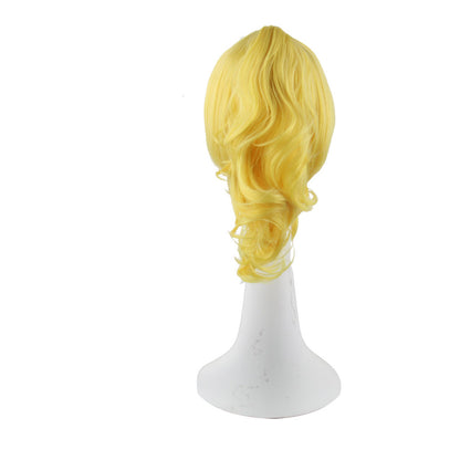Eri Ayase cosplays anime character with wig